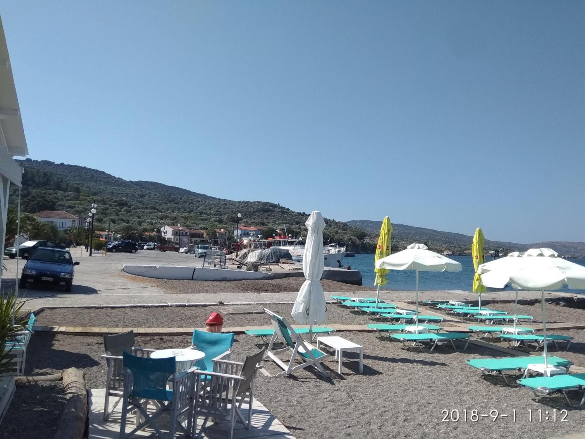 Holiday House With Sea View In Skala Polichnitos Skala Polichnitou Bagian luar foto